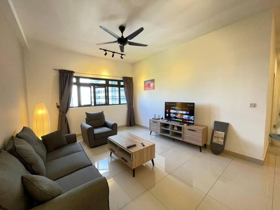 Meridin Medini By Wp Homestay Nusajaya  Exteriér fotografie