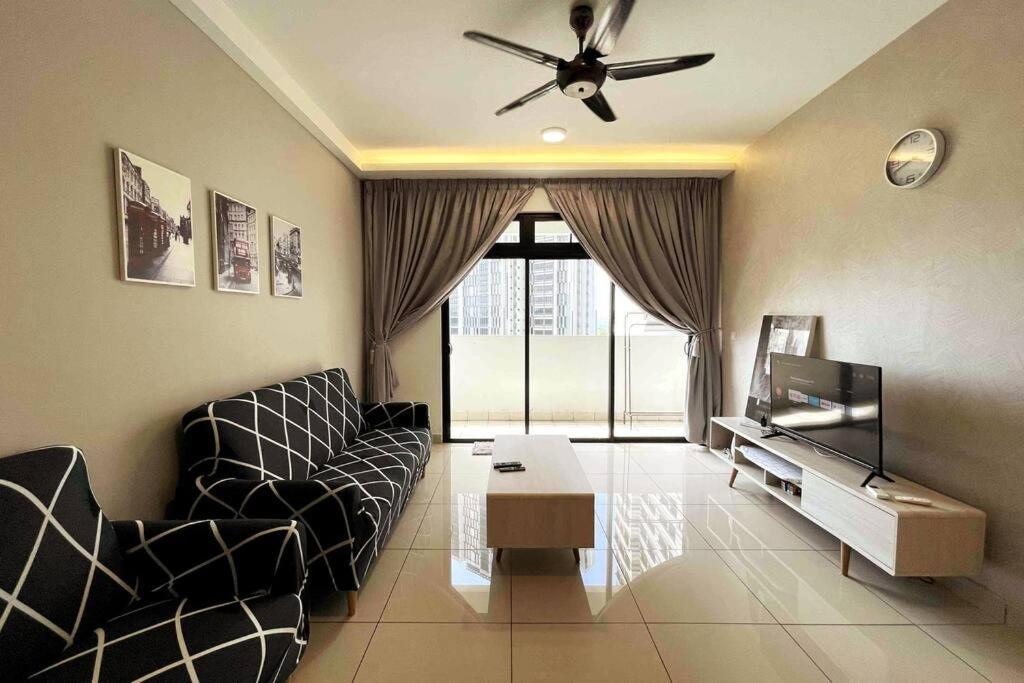 Meridin Medini By Wp Homestay Nusajaya  Exteriér fotografie