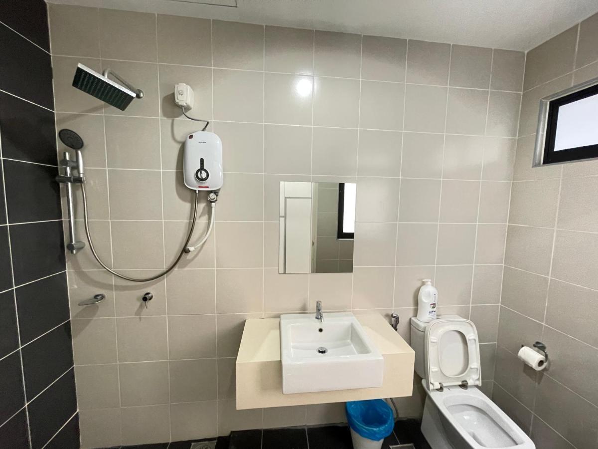 Meridin Medini By Wp Homestay Nusajaya  Exteriér fotografie