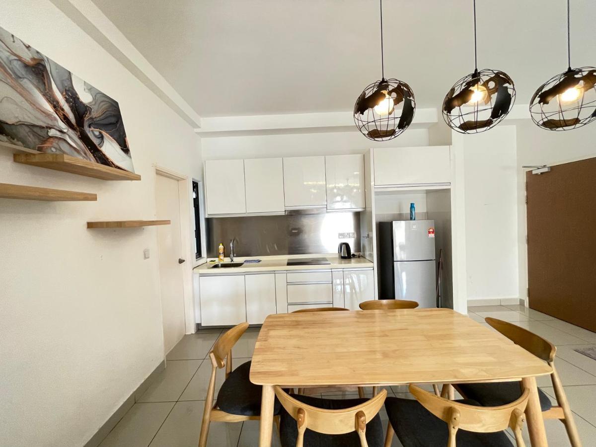 Meridin Medini By Wp Homestay Nusajaya  Exteriér fotografie