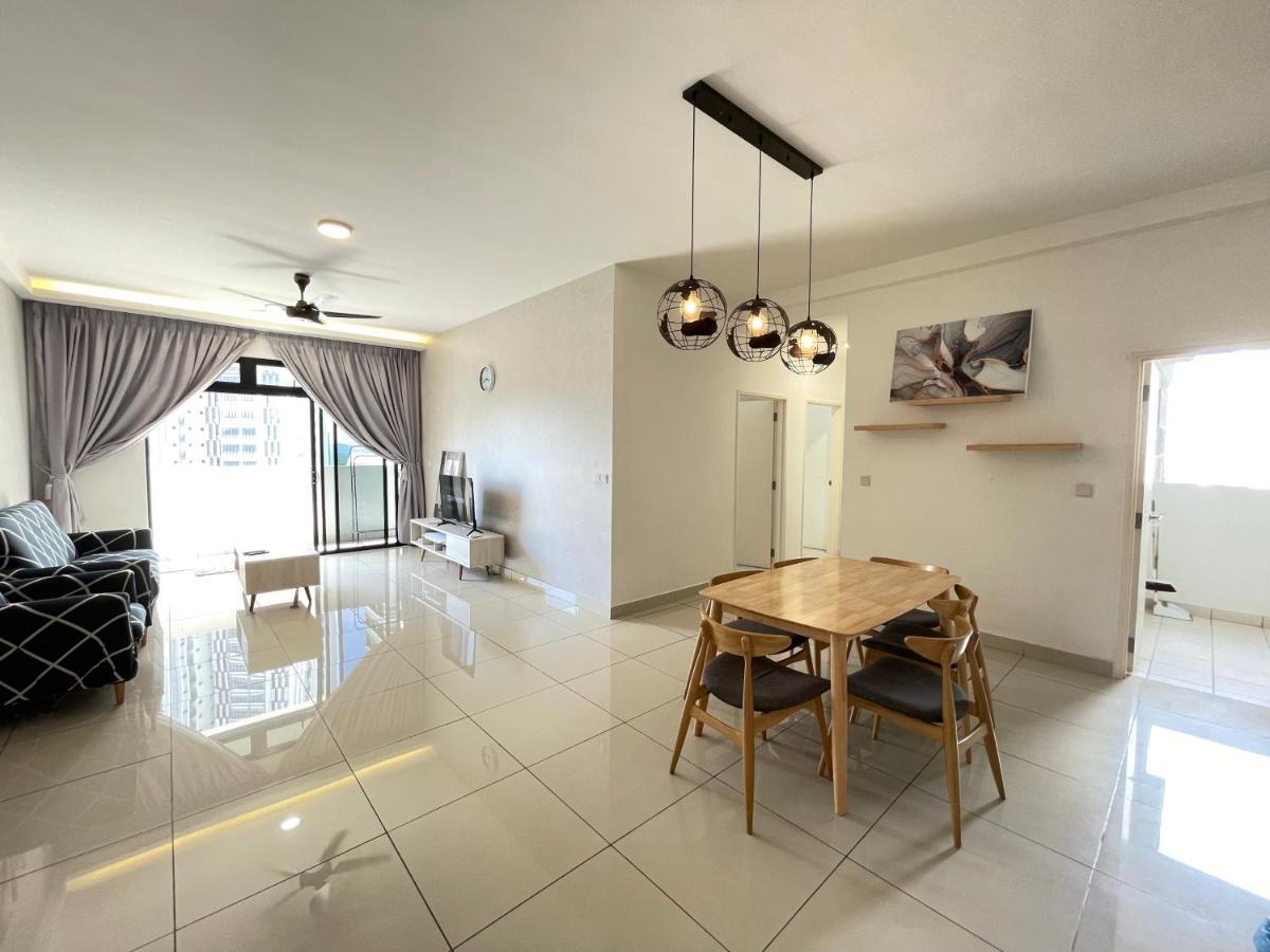 Meridin Medini By Wp Homestay Nusajaya  Exteriér fotografie