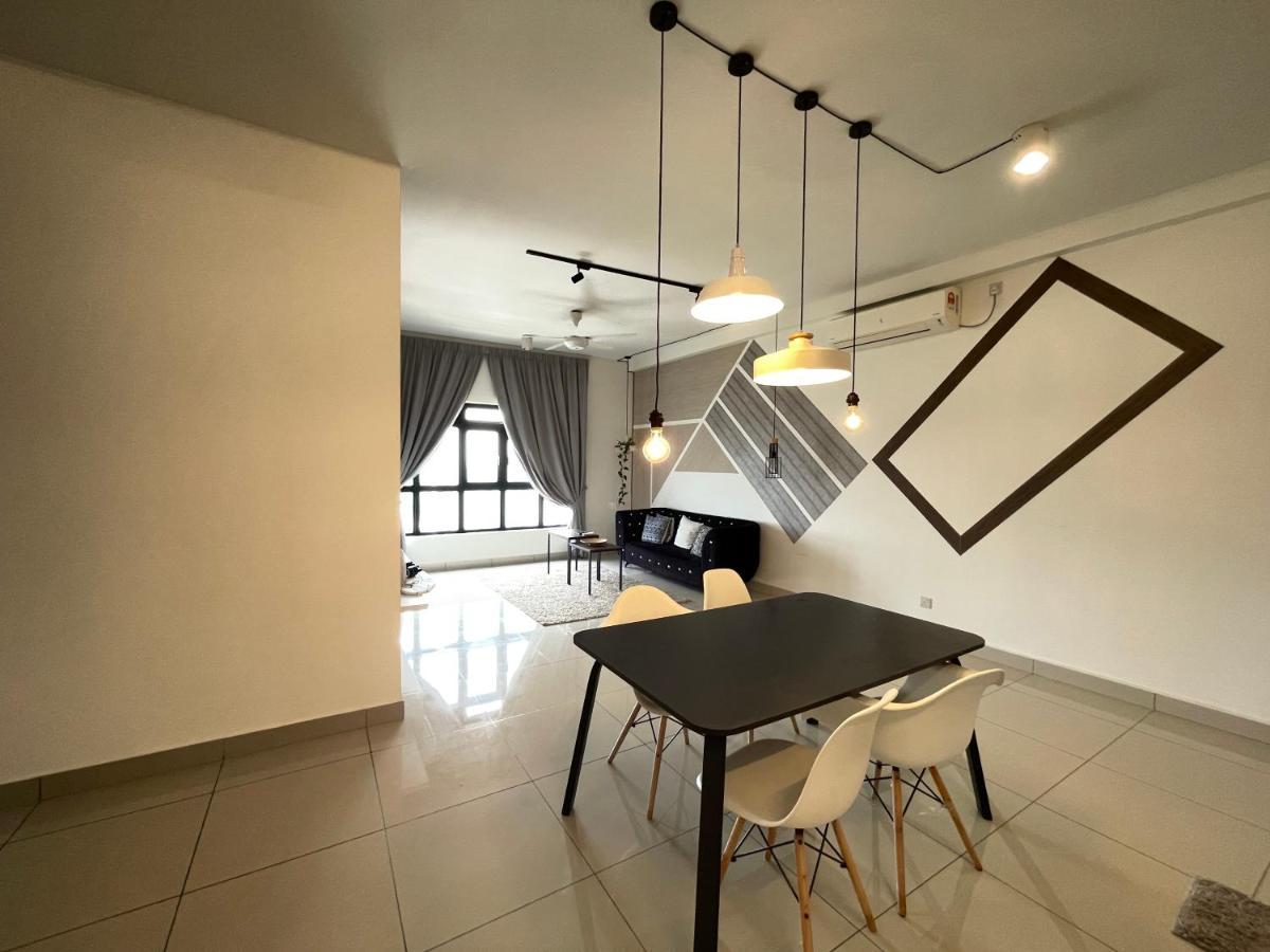 Meridin Medini By Wp Homestay Nusajaya  Exteriér fotografie